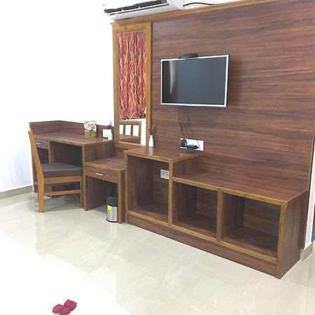Hotel Agt Park Τσενάι Εξωτερικό φωτογραφία