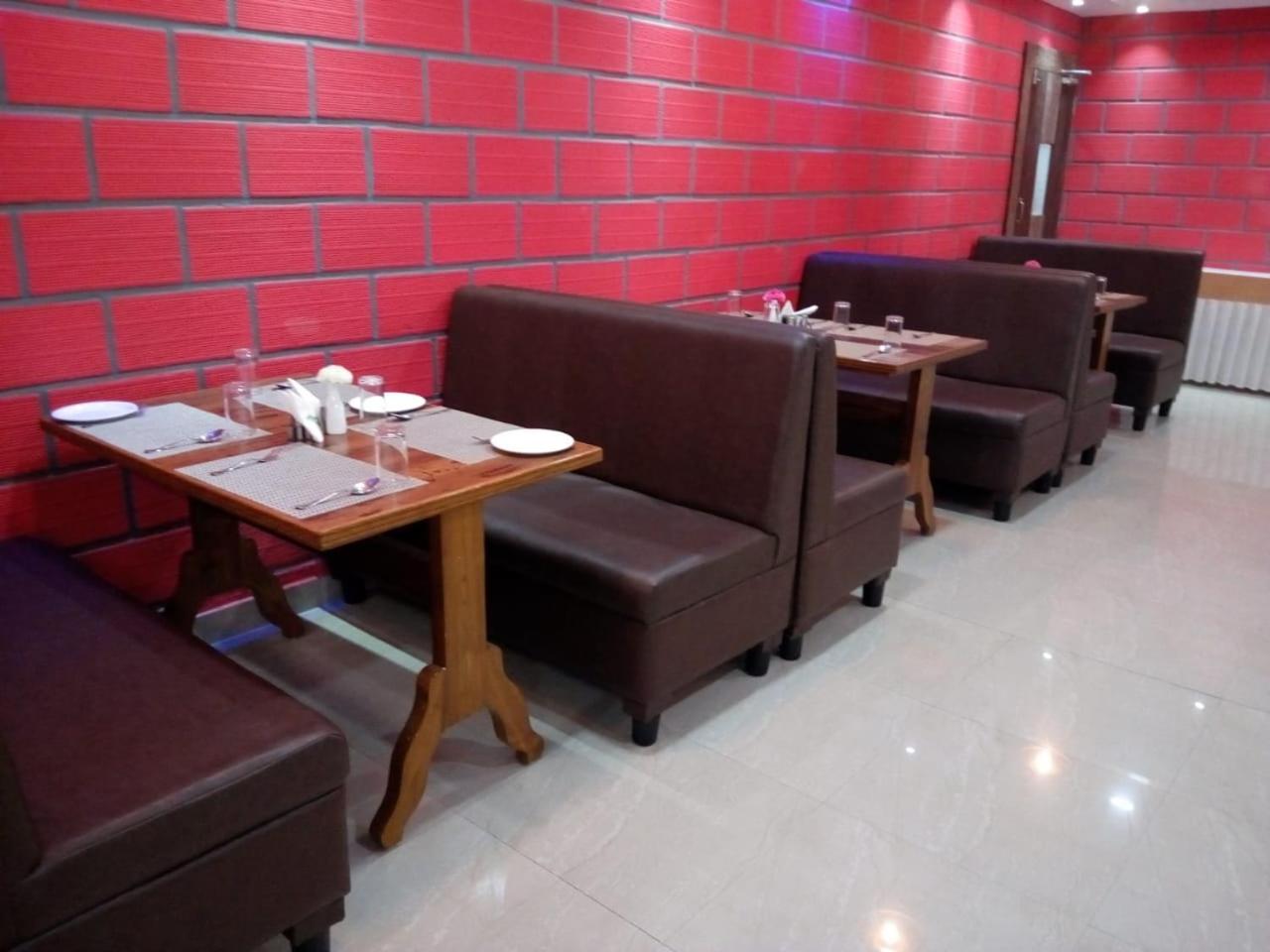 Hotel Agt Park Τσενάι Εξωτερικό φωτογραφία